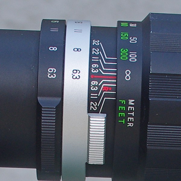 2 ring preset aperture - Soligor lens